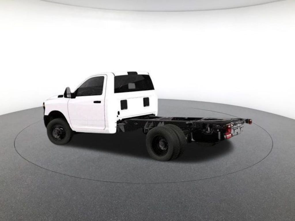 New 2026 Ram 3500 Chassis Cab Tradesman/Big Horn Pickup