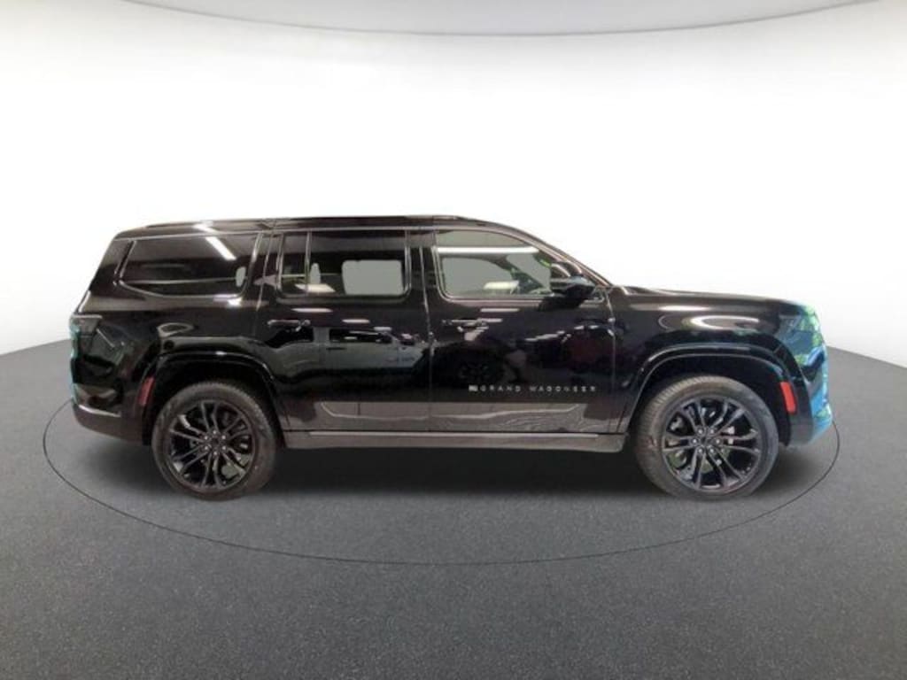 New 2026 Jeep Grand Wagoneer Summit Sport Utility