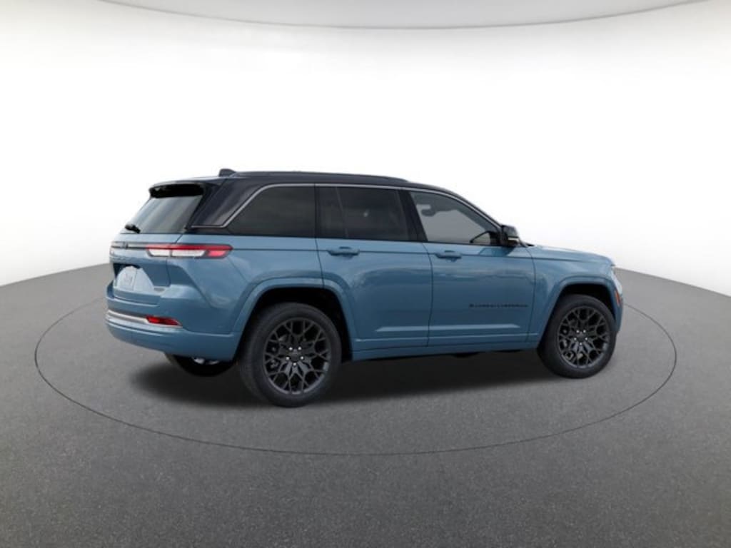 New 2027 Jeep Grand Cherokee Summit Sport Utility