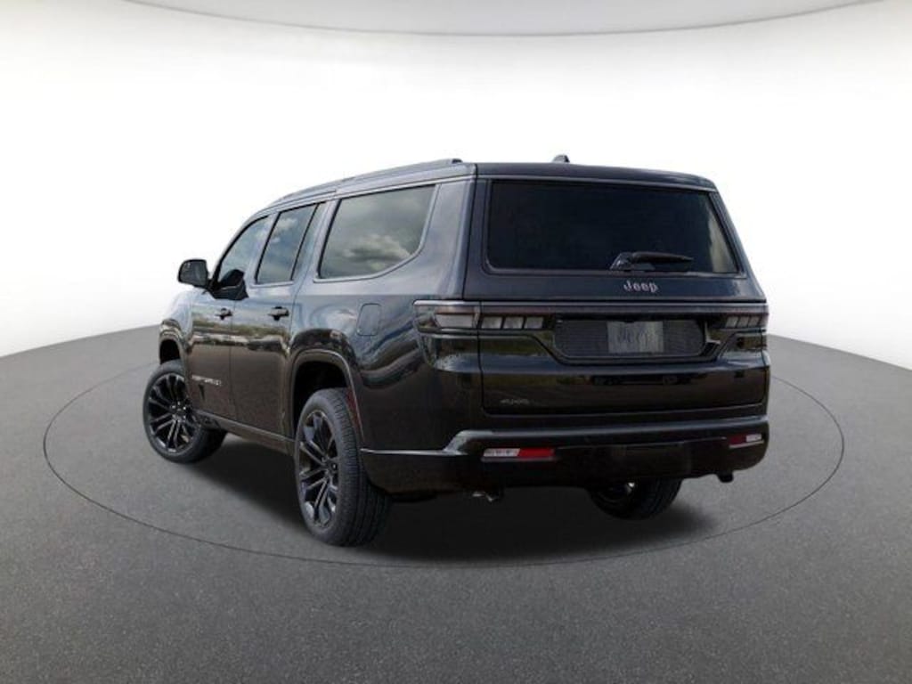 New 2026 Jeep Grand Wagoneer L Summit Sport Utility