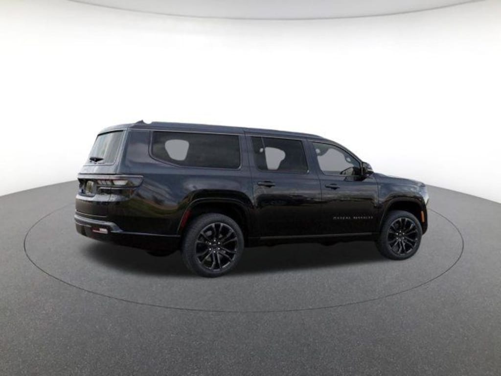 New 2026 Jeep Grand Wagoneer L Summit Sport Utility