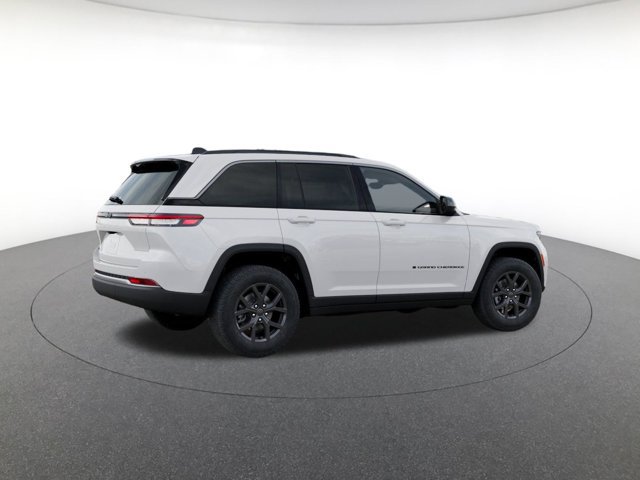 New 2027 Jeep Grand Cherokee Laredo Sport Utility