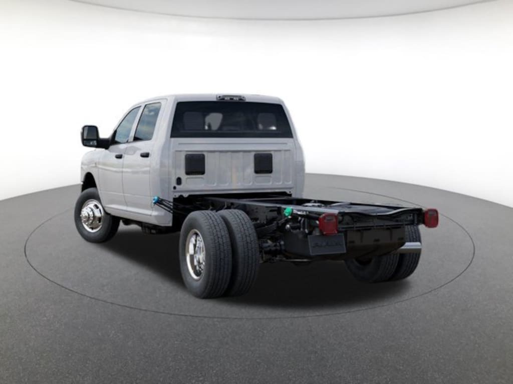 New 2026 Ram 3500 Chassis Cab Tradesman/Big Horn Pickup