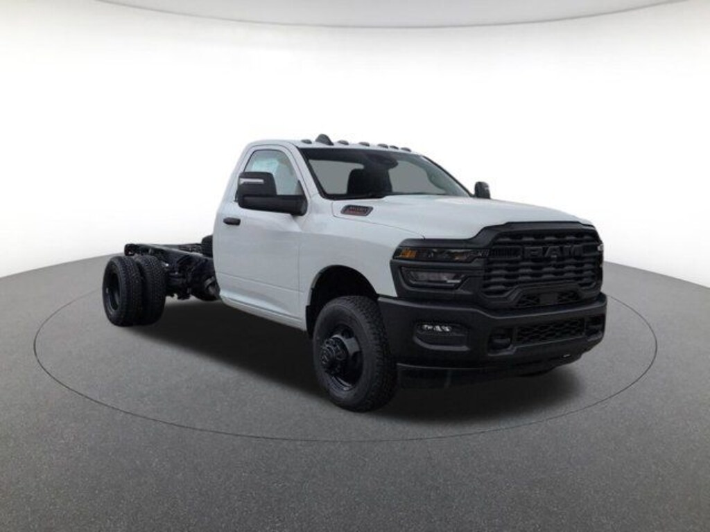 New 2026 Ram 3500 Chassis Cab Tradesman/Big Horn Pickup