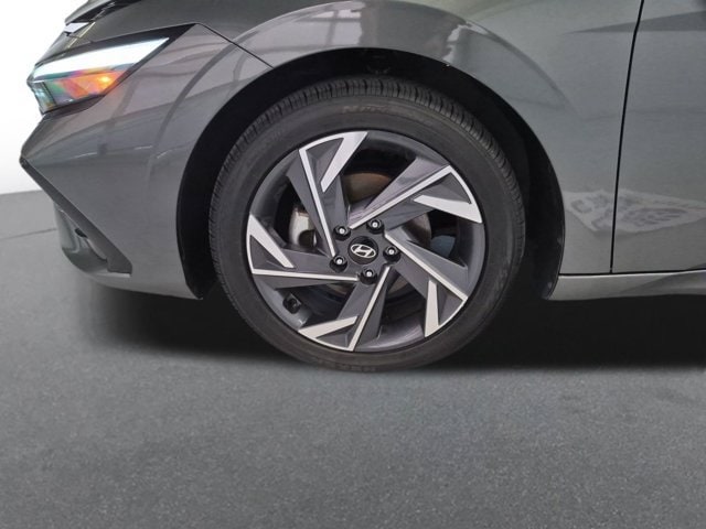 2025 Hyundai Elantra SEL - Photo 24