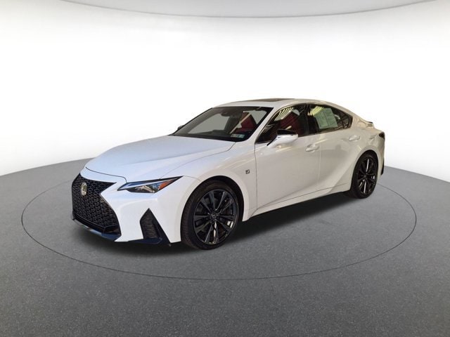 2023 Lexus IS
