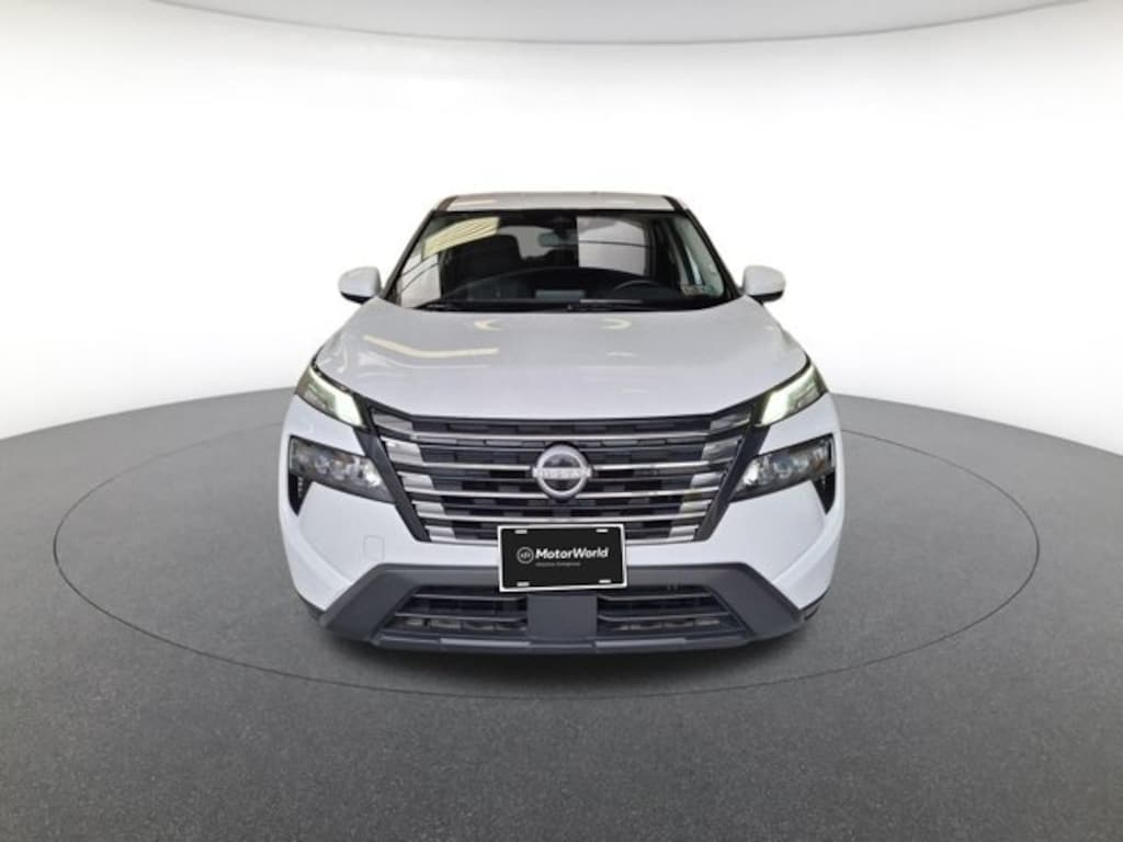 Used 2025 Nissan Rogue SV SUV
