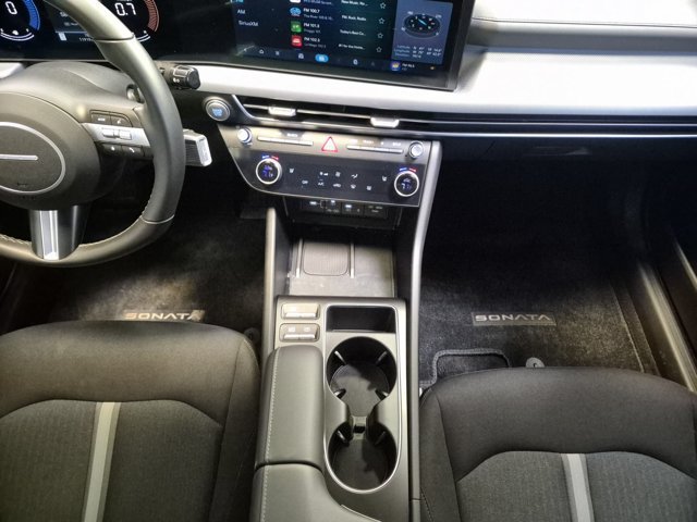 2026 Hyundai Sonata SEL - Photo 12
