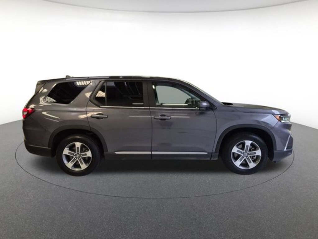 Used 2025 Honda Pilot EX-L SUV