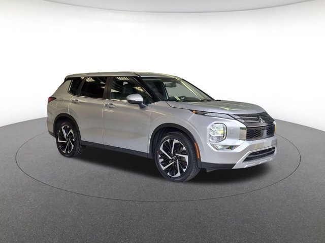 Used 2023 Mitsubishi Outlander SE Special Edition SUV
