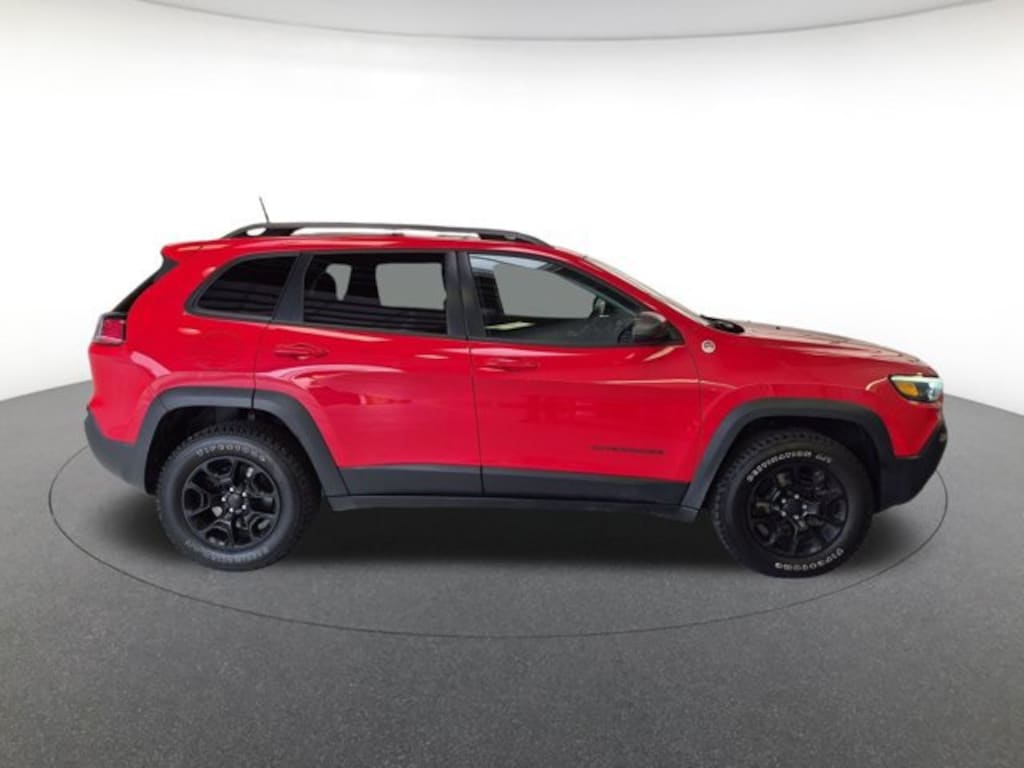 Used 2019 Jeep Cherokee Trailhawk SUV
