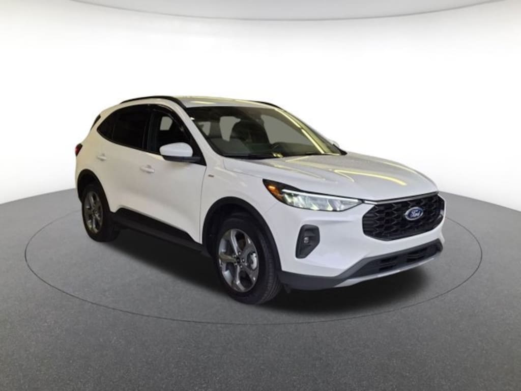 Used 2026 Ford Escape Hybrid ST-Line Select SUV
