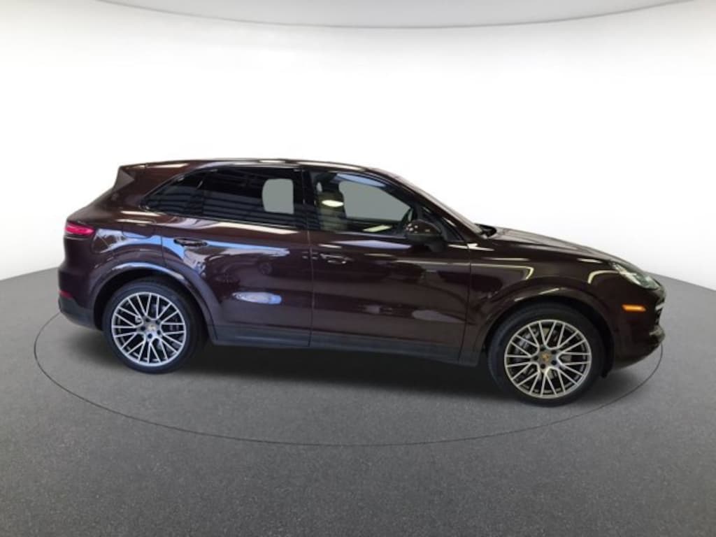 Used 2023 Porsche Cayenne Platinum Edition SUV