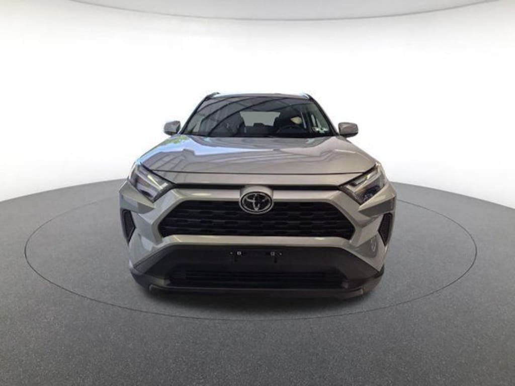 Used 2025 Toyota RAV4 XLE SUV