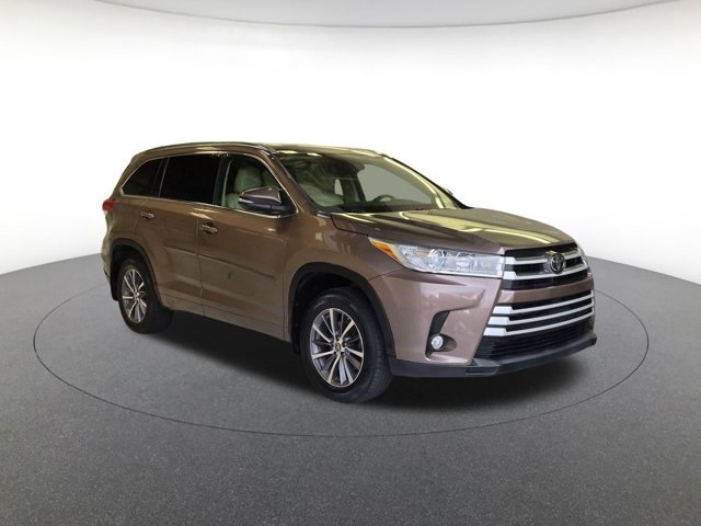 Used 2018 Toyota Highlander XLE SUV