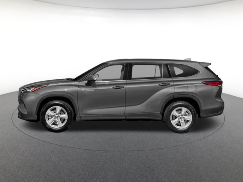 Used 2021 Toyota Highlander Hybrid XLE SUV