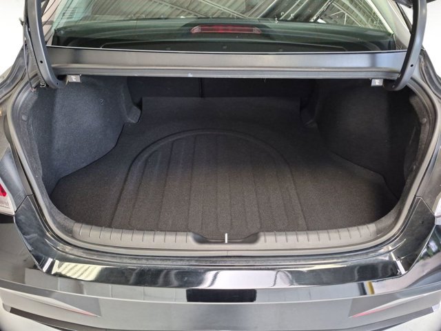 2024 Hyundai Elantra SEL - Photo 23