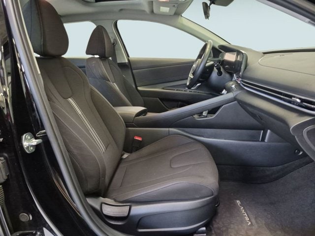 2024 Hyundai Elantra SEL - Photo 22