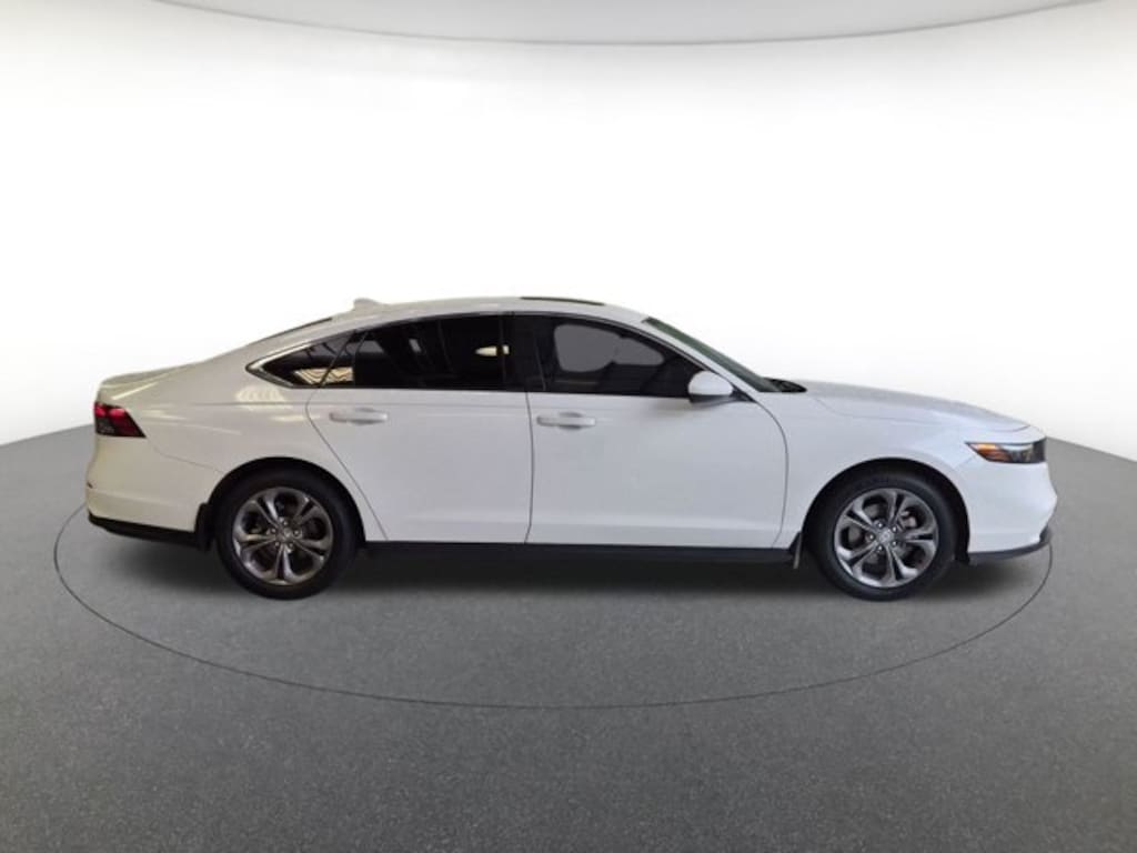 Used 2024 Honda Accord EX Sedan
