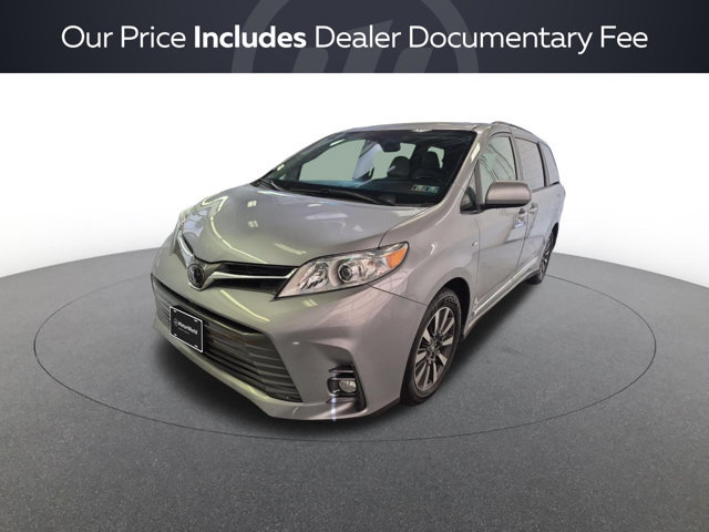 Used 2018 Toyota Sienna XLE Minivan/Van