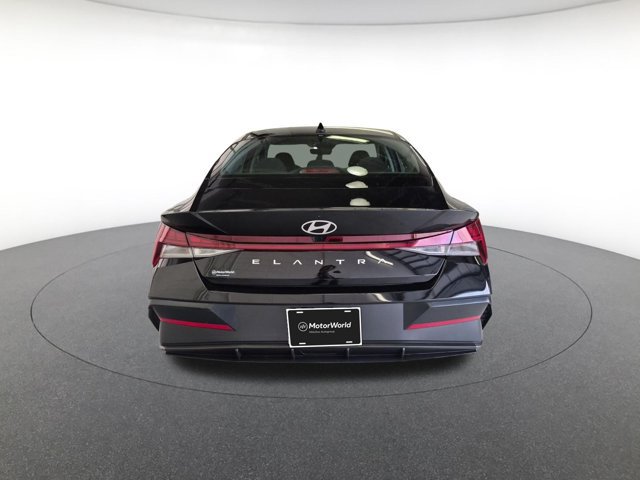 2024 Hyundai Elantra SEL - Photo 6