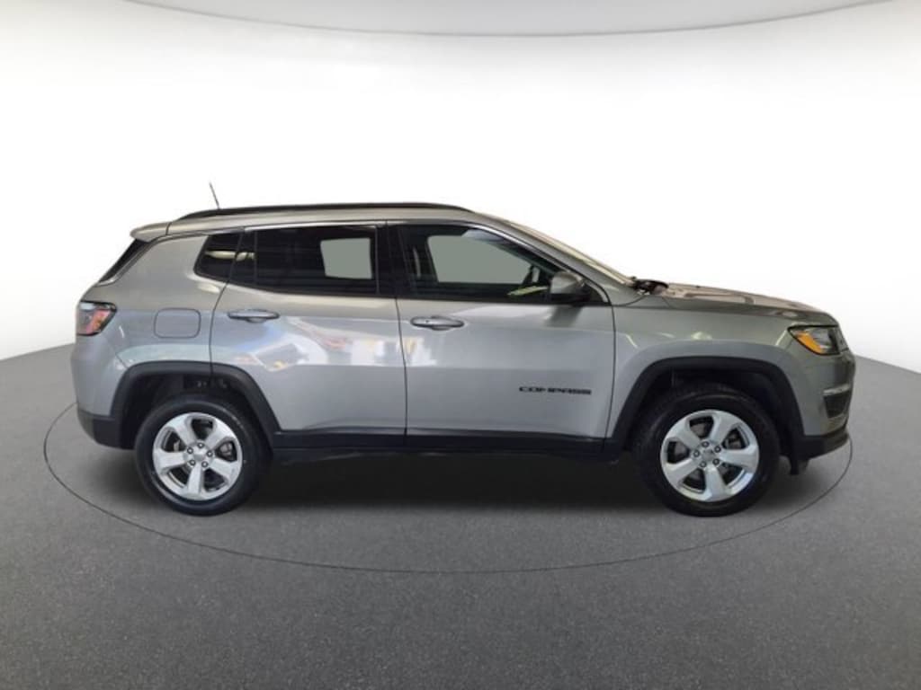 Used 2021 Jeep Compass Latitude SUV