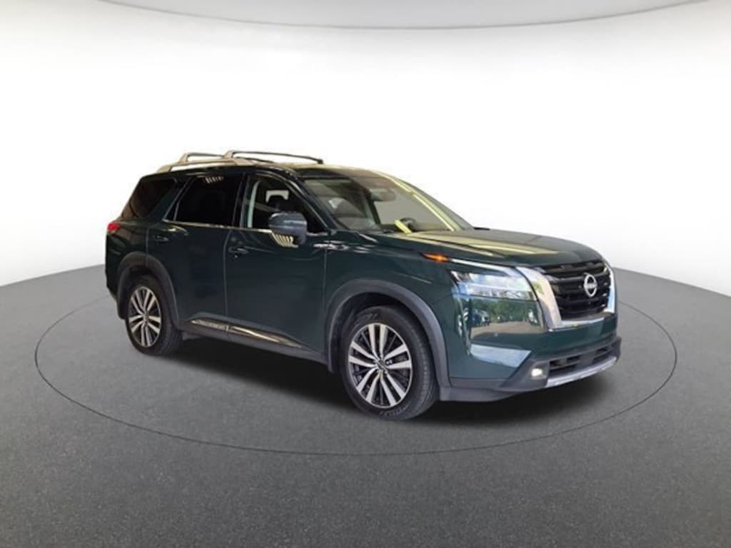 Used 2022 Nissan Pathfinder Platinum SUV