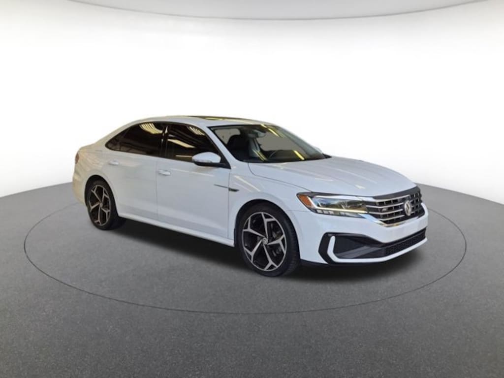 Used 2020 Volkswagen Passat 2.0T R-Line Sedan
