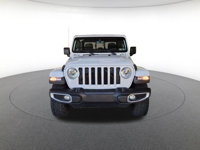 Used 2022 Jeep Gladiator Overland Truck