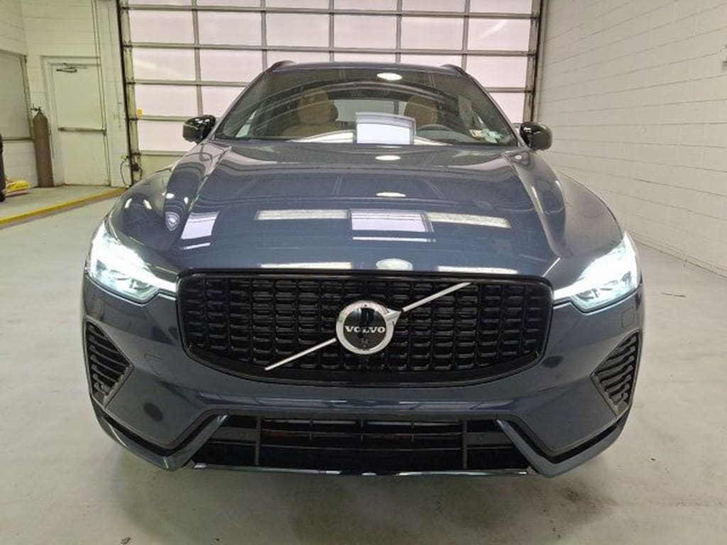 Used 2025 Volvo XC60 Plug-In Hybrid T8 Ultra SUV