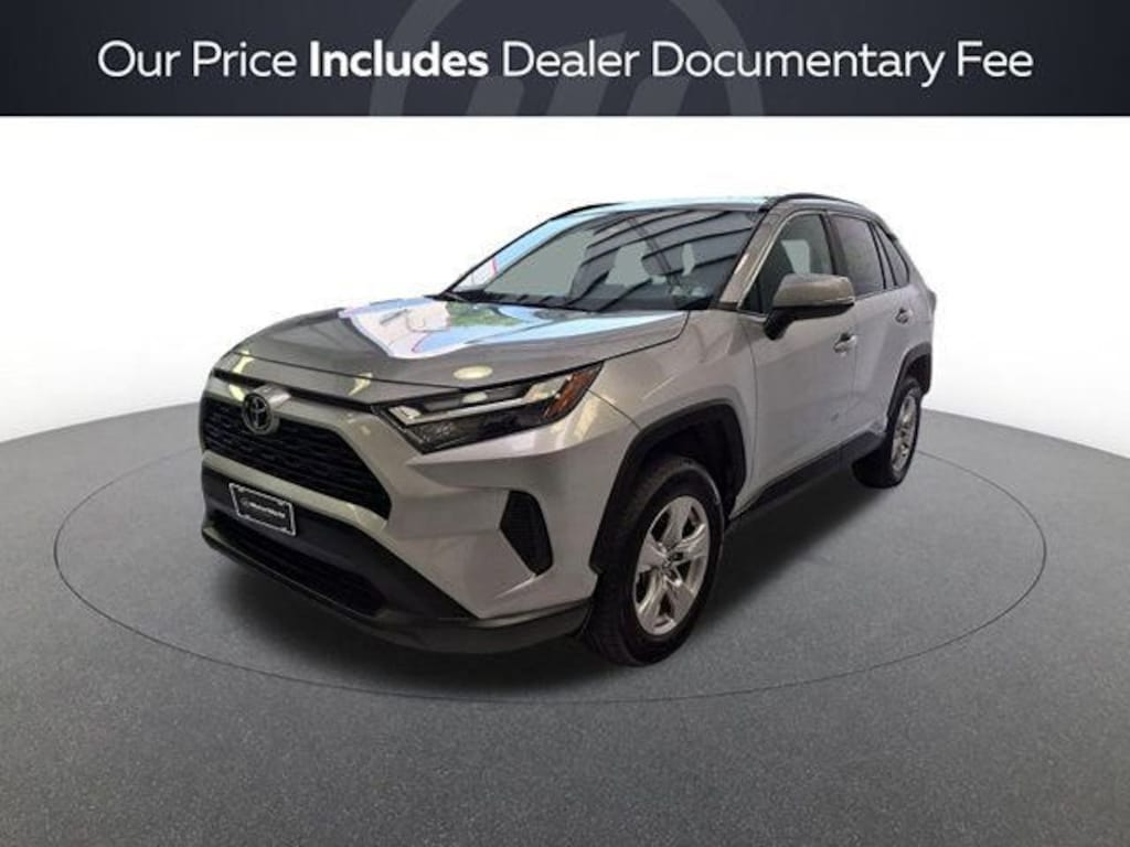 Used 2025 Toyota RAV4 XLE SUV