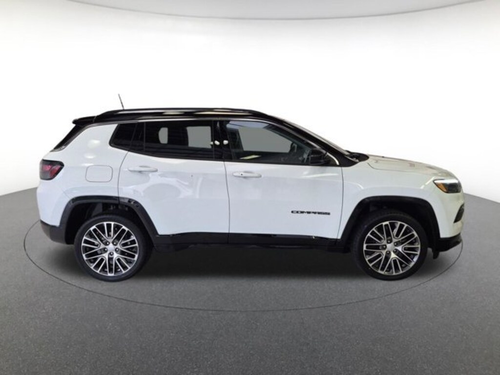 Used 2022 Jeep Compass Limited SUV