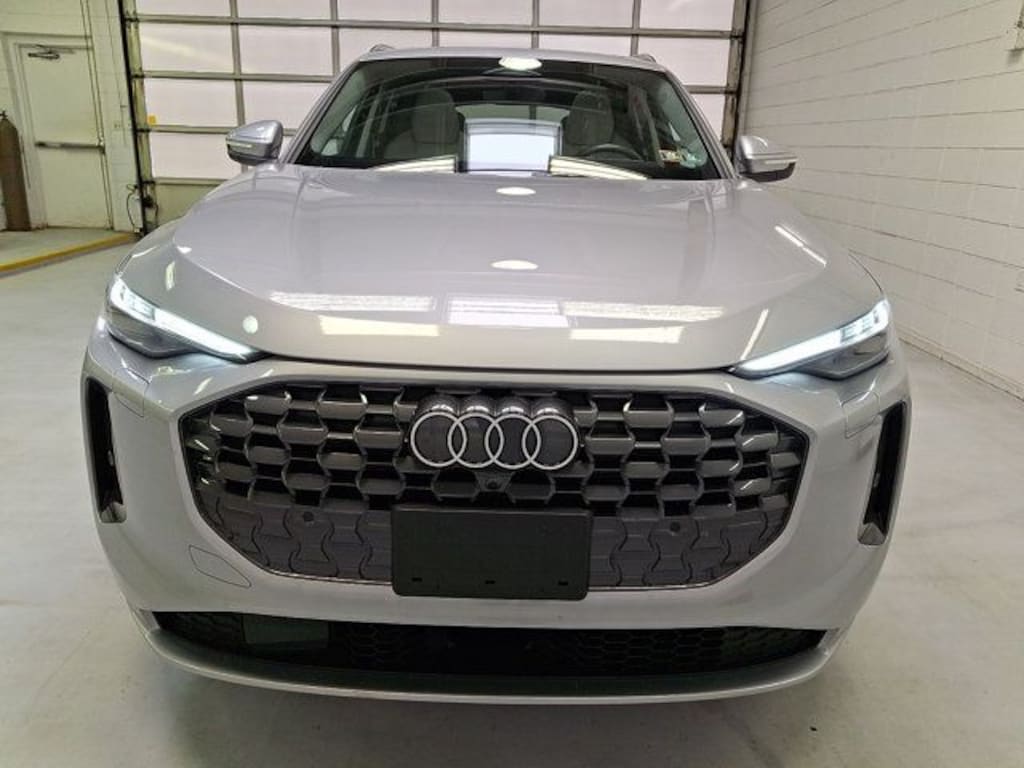 Used 2025 Audi Q5 2.0T Premium Plus SUV