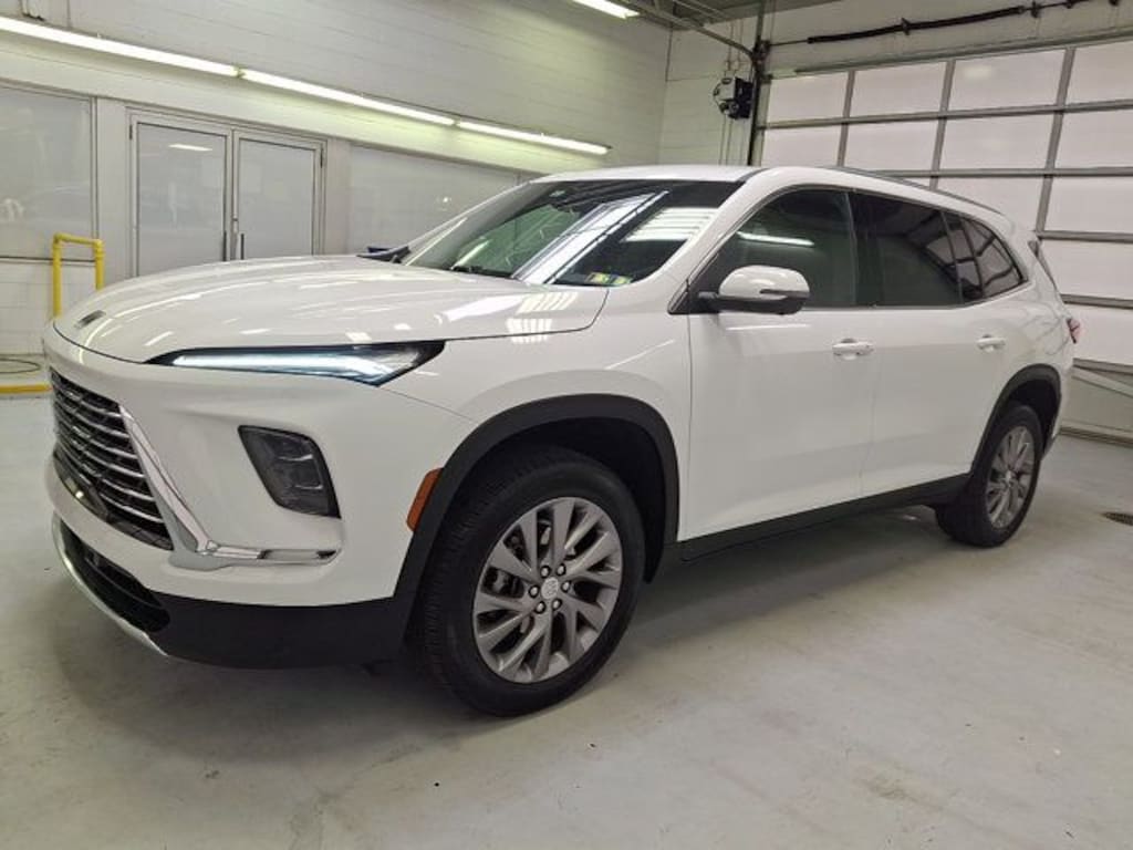 Used 2026 Buick Enclave Preferred SUV