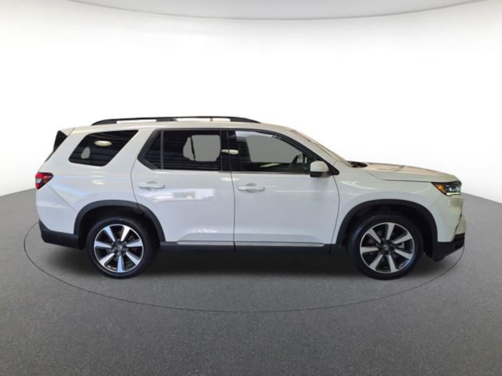 Used 2023 Honda Pilot Elite SUV