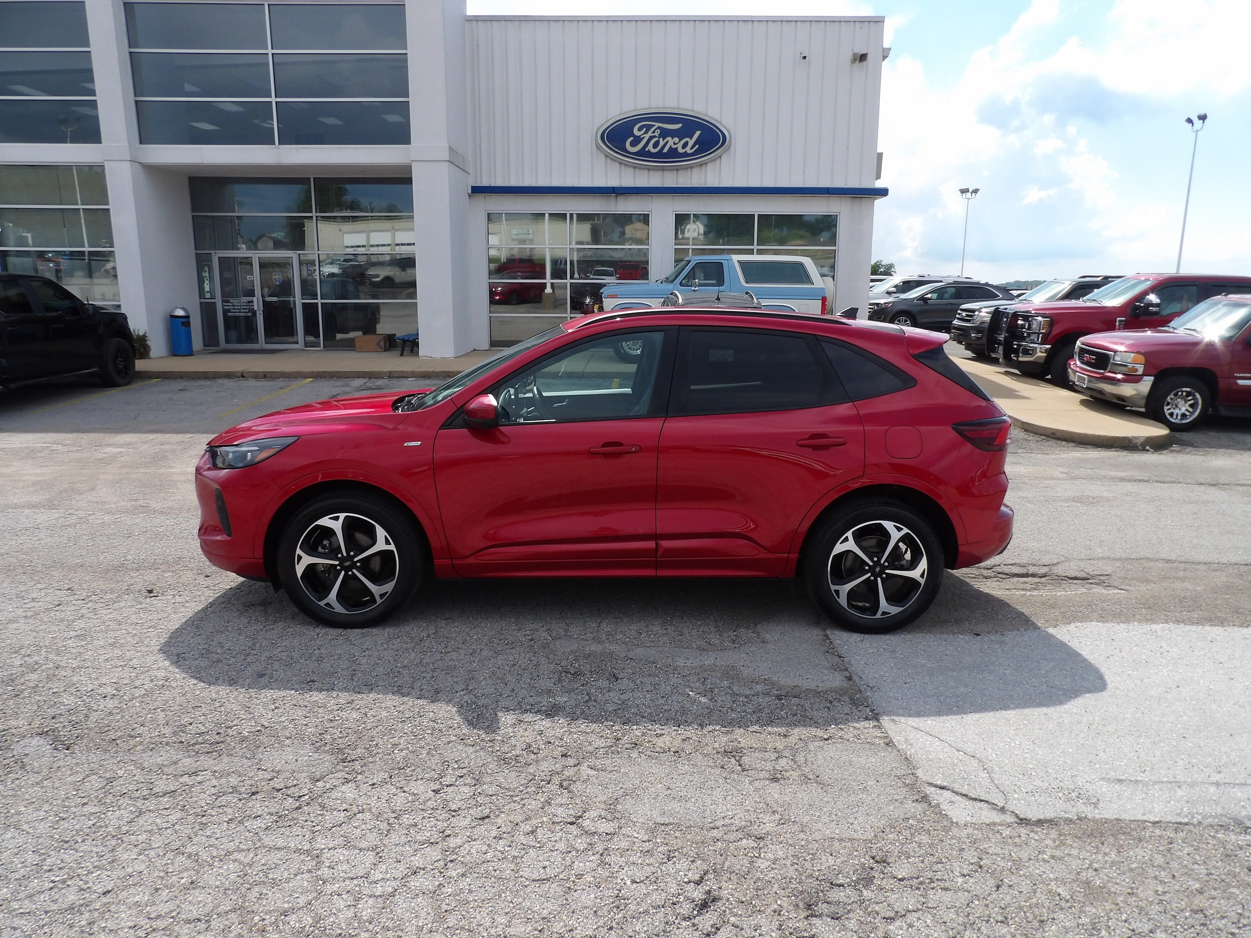 2025 Ford Escape Hybrid ST-Line Elite