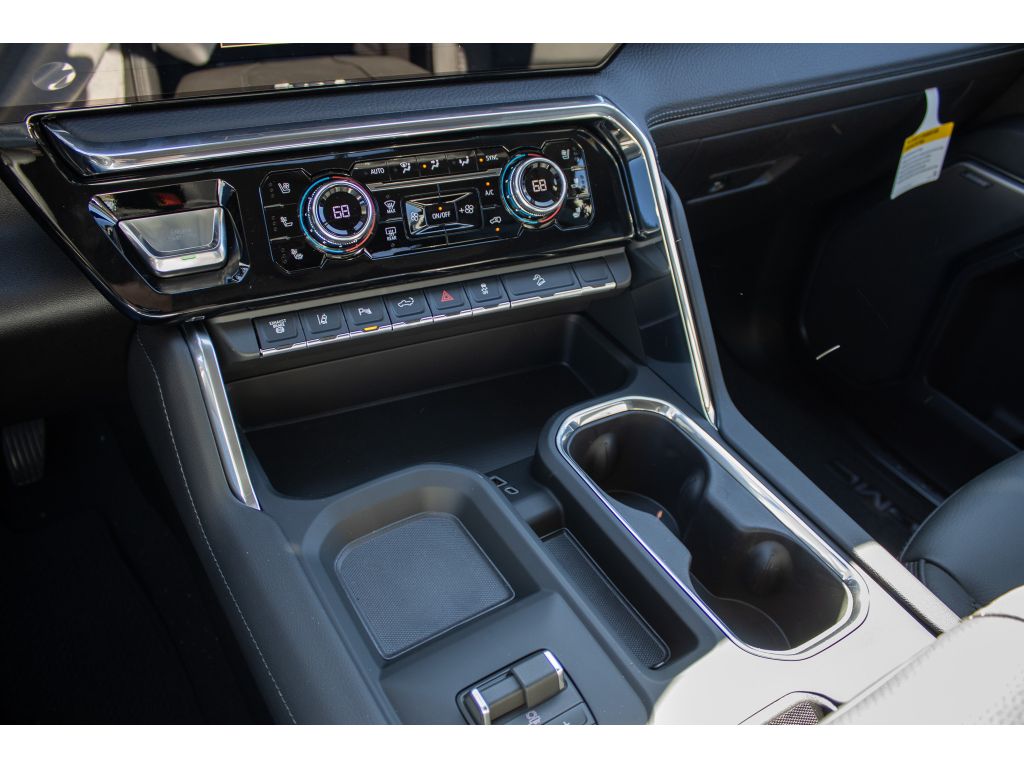 2026 GMC Sierra 3500HD Denali - Photo 30