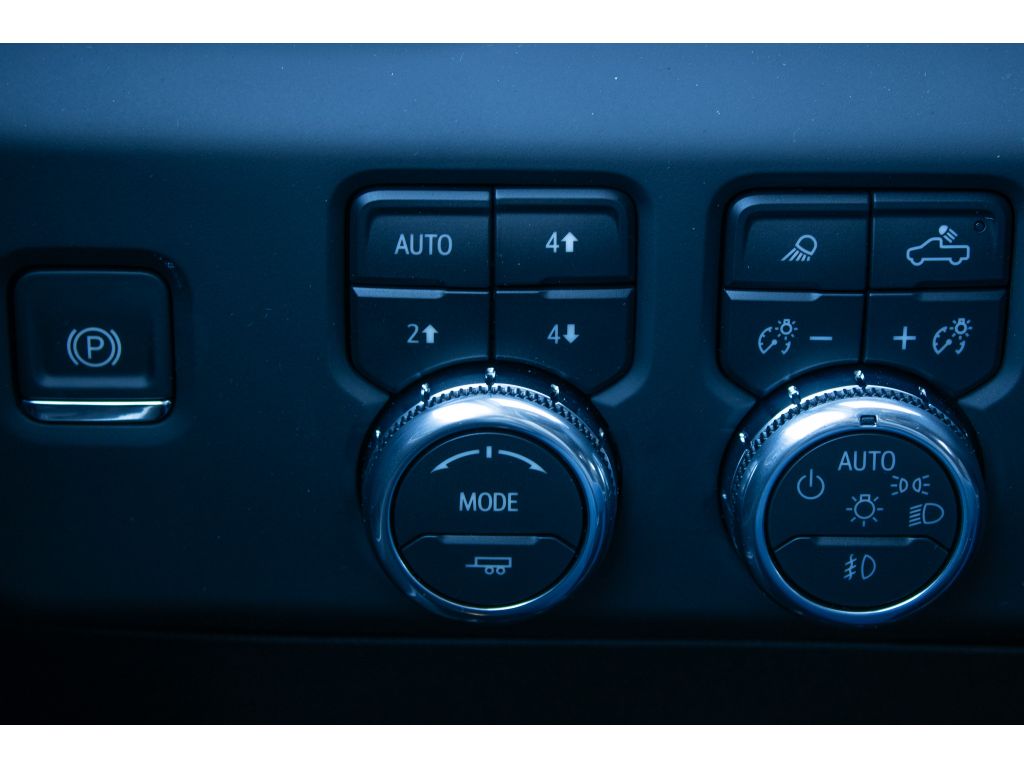 2026 GMC Sierra 3500HD Denali - Photo 35