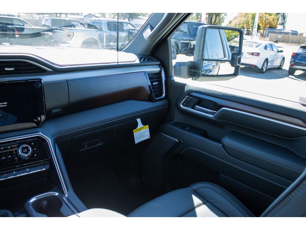 2026 GMC Sierra 3500HD Denali - Photo 31