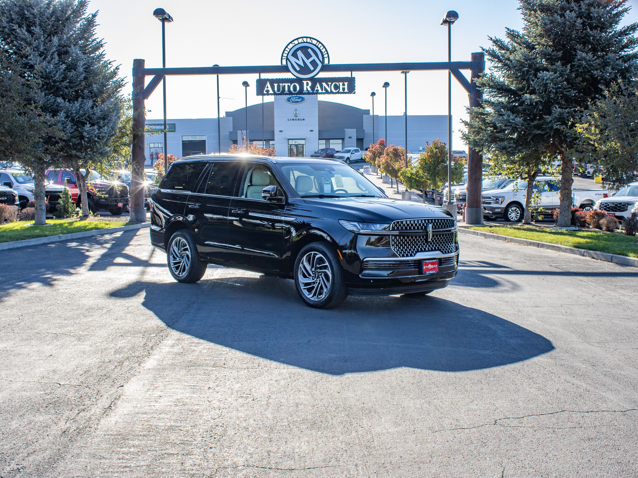 2027 Lincoln Navigator