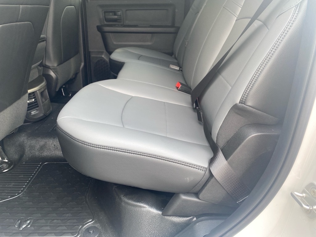 2026 RAM 3500 Chassis Tradesman - Photo 10