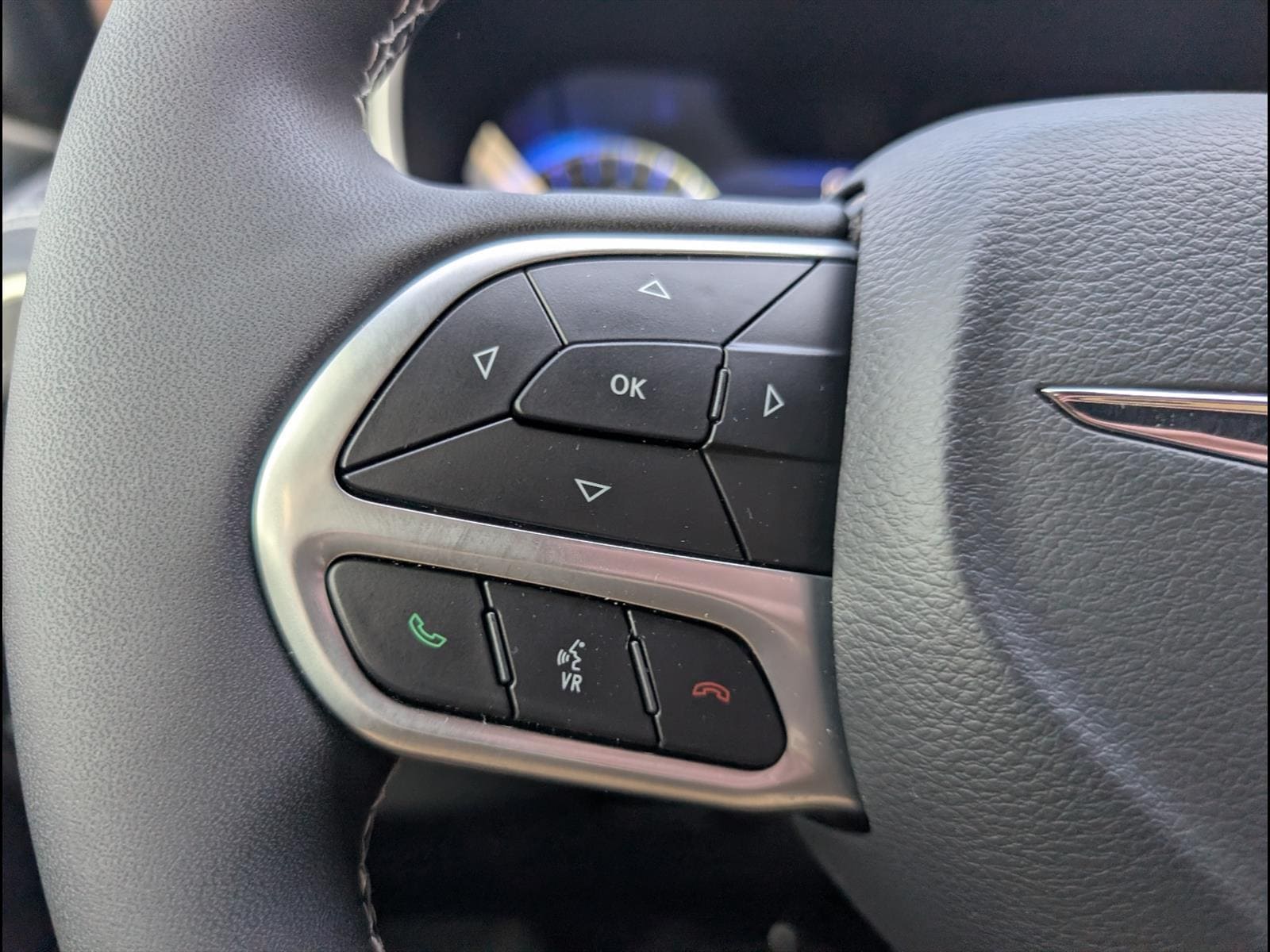 2025 Chrysler Pacifica Select - Photo 16