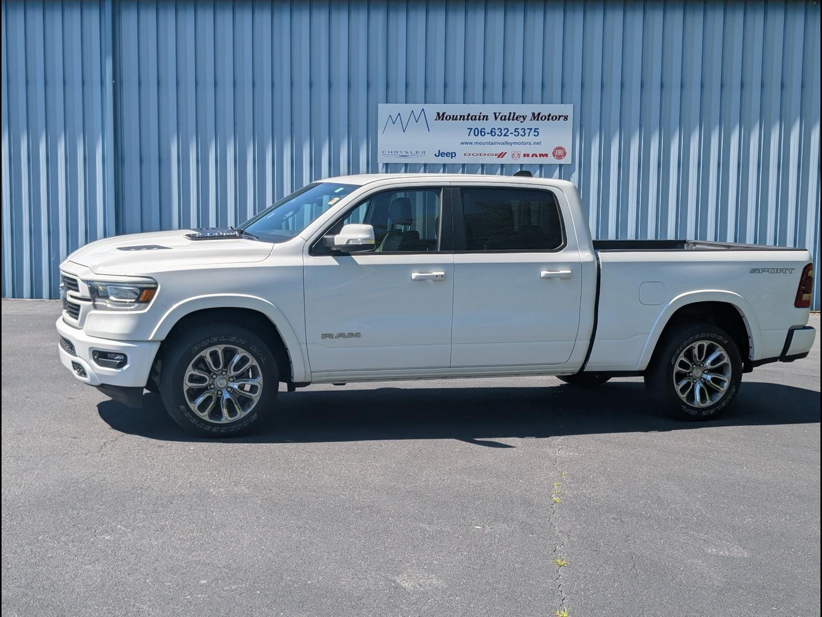 2022 RAM 1500 Pickup Laramie