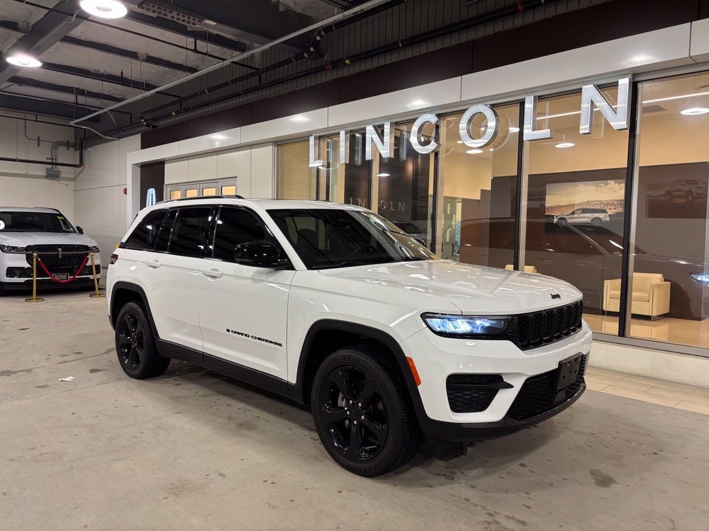 Used 2023 Jeep Grand Cherokee Altitude X SUV