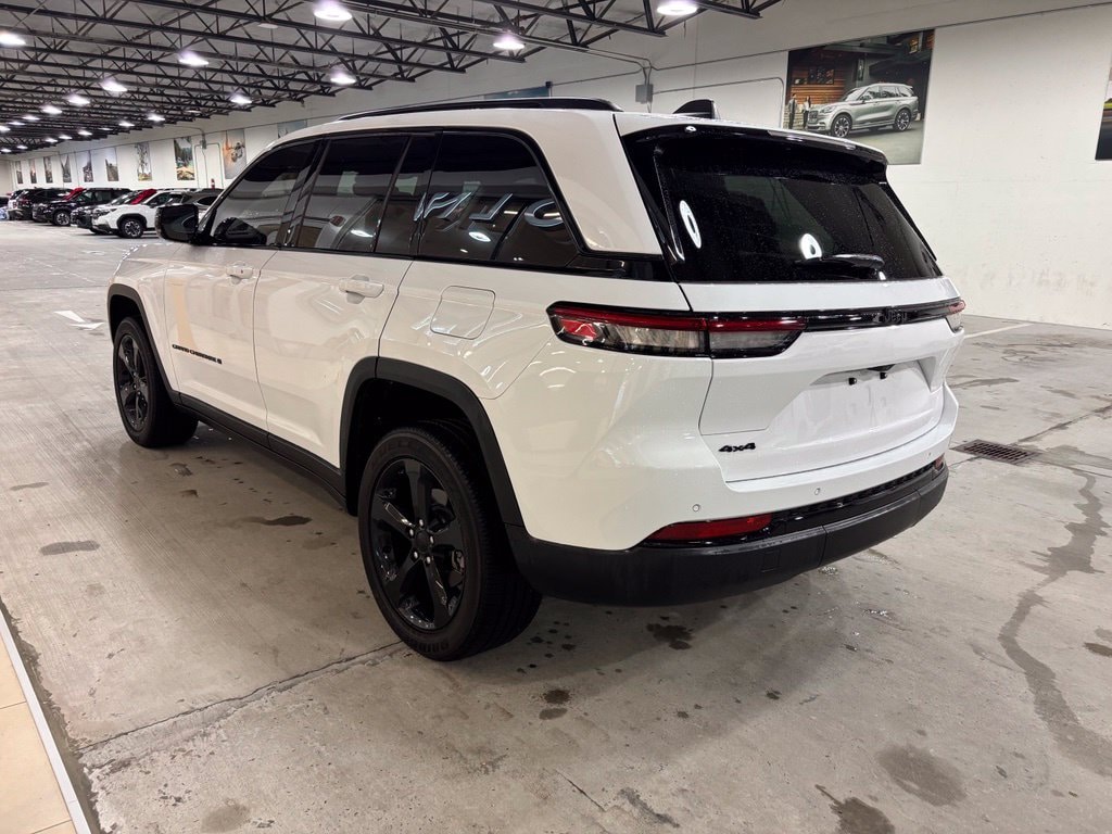 Used 2023 Jeep Grand Cherokee Altitude X SUV