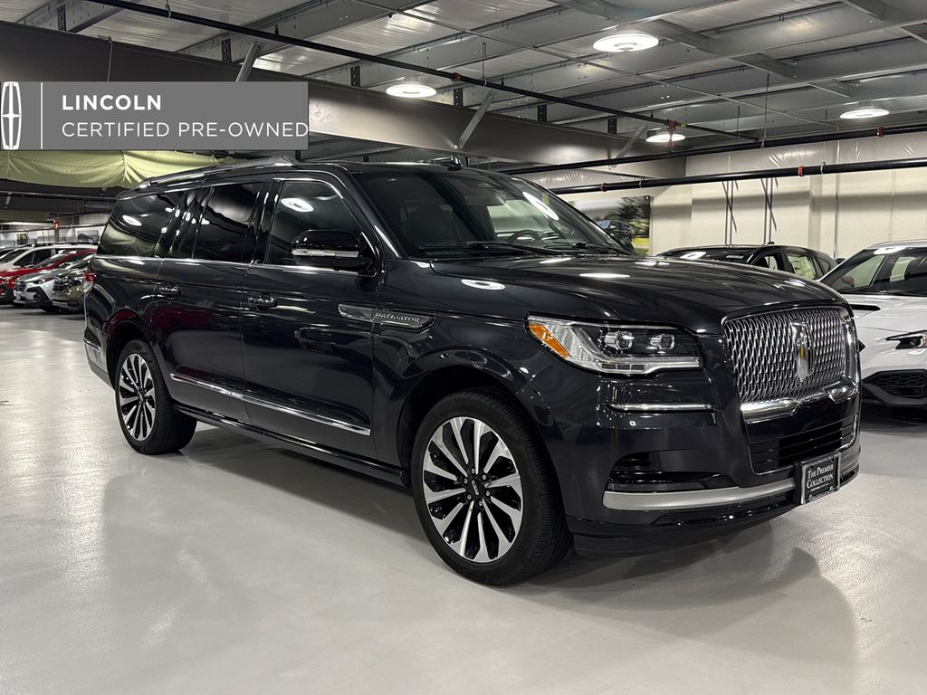 2024 Lincoln Navigator