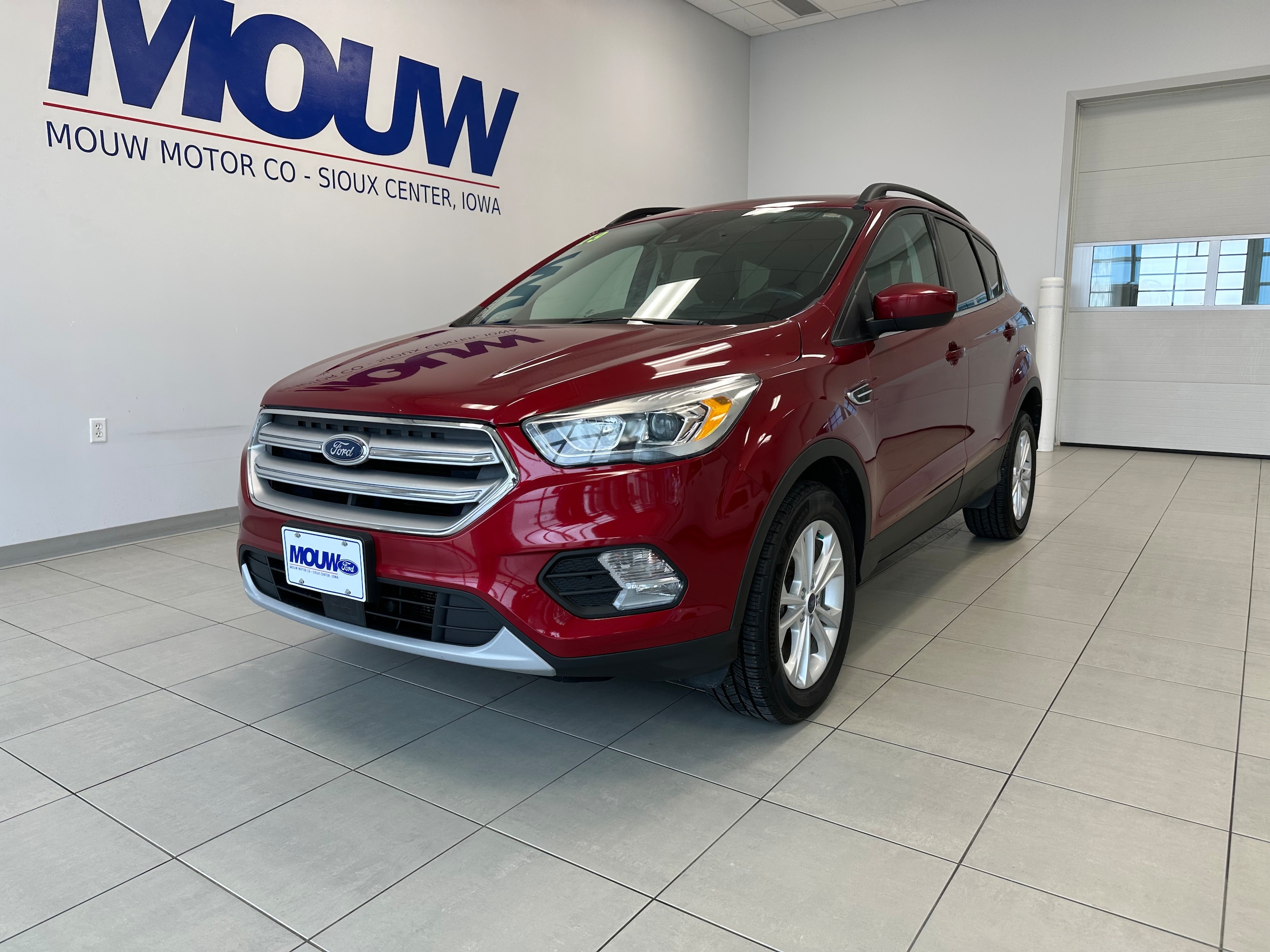 Used 2019 Ford Escape SEL with VIN 1FMCU9HDXKUA26013 for sale in Sioux Center, IA