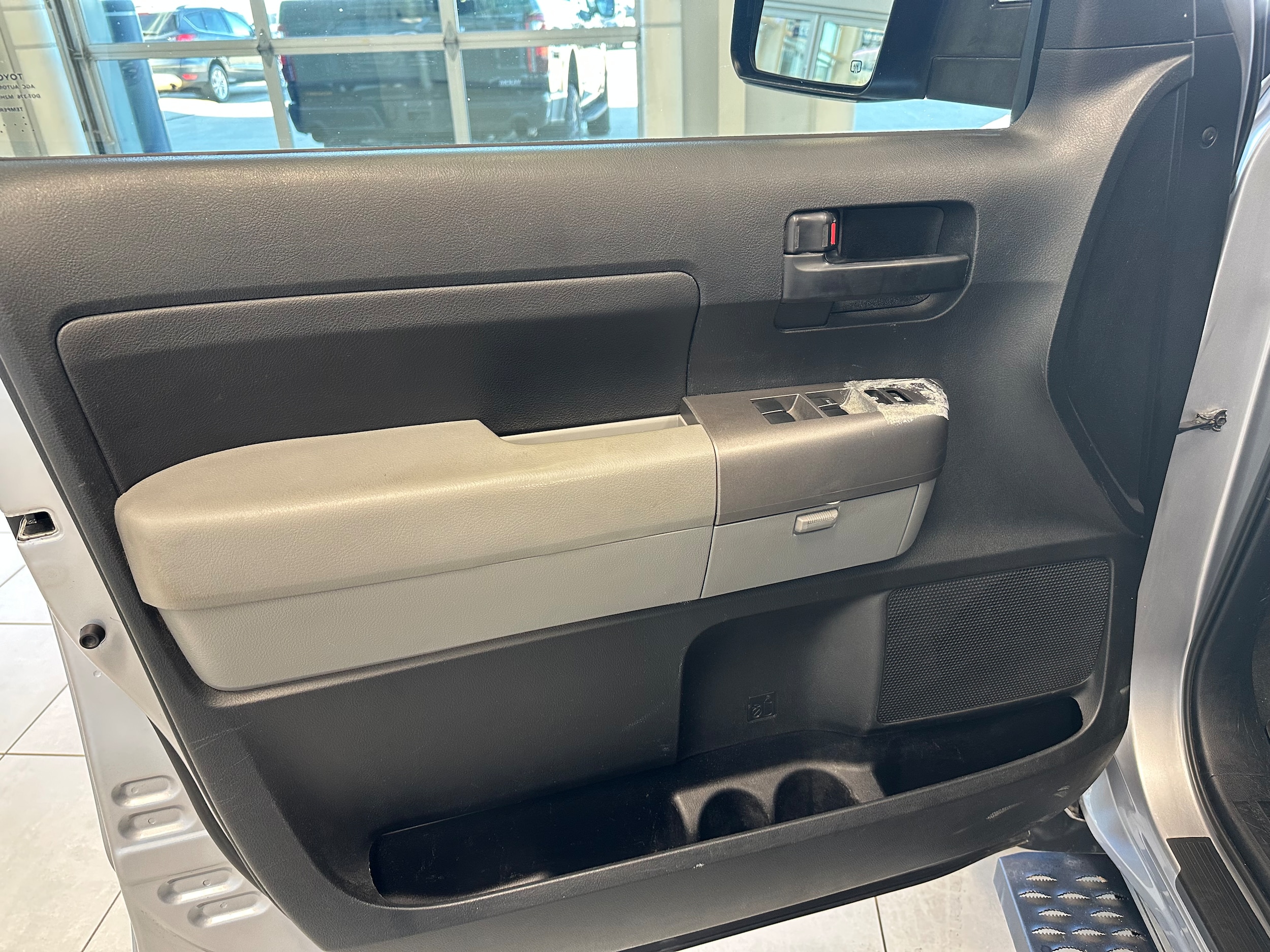2012 Toyota Tundra Tundra Grade - Photo 11