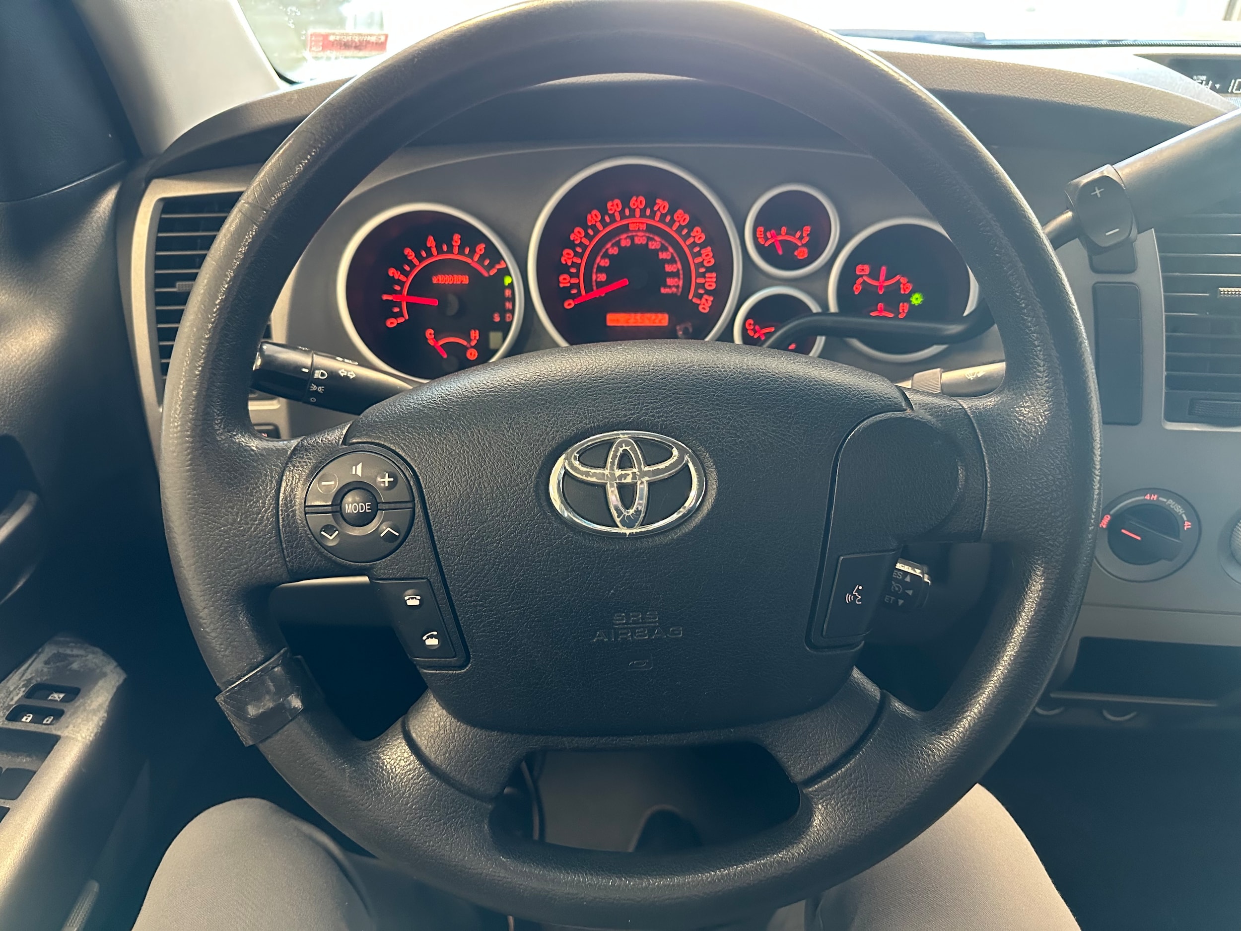 2012 Toyota Tundra Tundra Grade - Photo 18