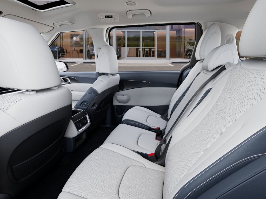 2026 Kia Carnival SX - Photo 18